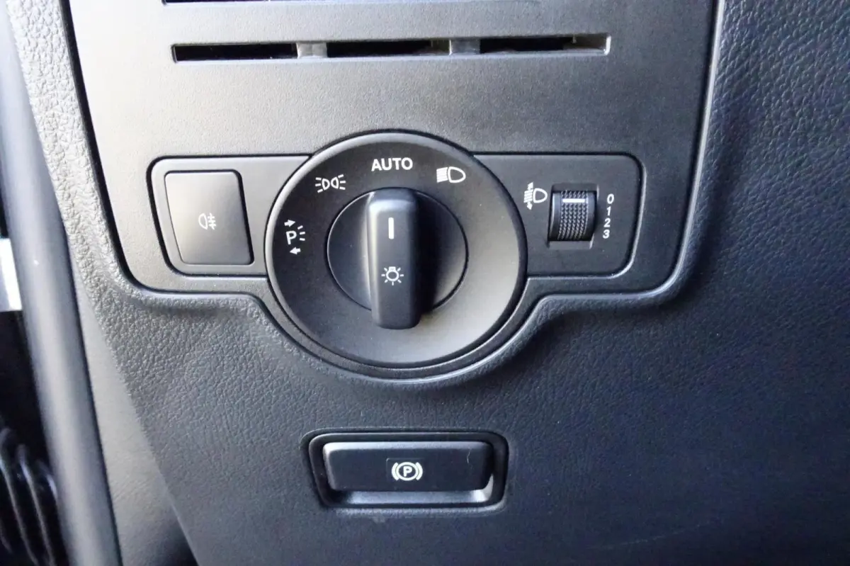 109 CDI Functional Lang, NL AUTO, NAP, AIRCO, DAKDRAGERS