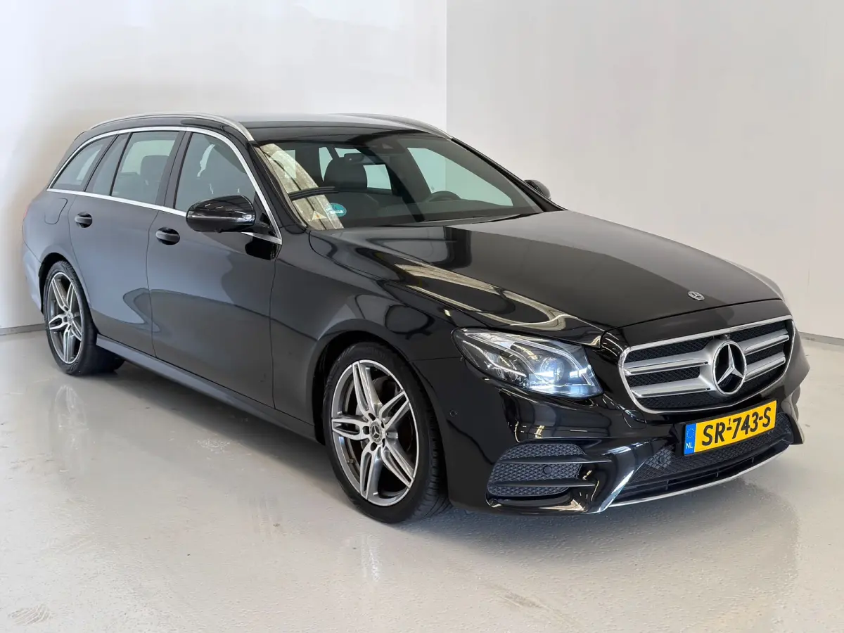 220 d AMG / NL-auto / BTW / Trekhaak / 19'' INCH