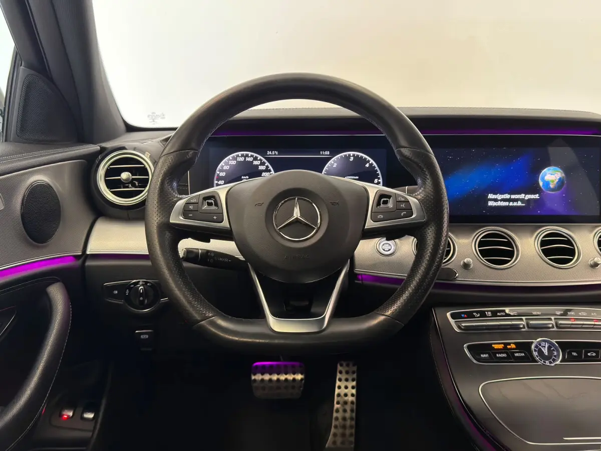 220 d AMG / NL-auto / BTW / Trekhaak / 19'' INCH