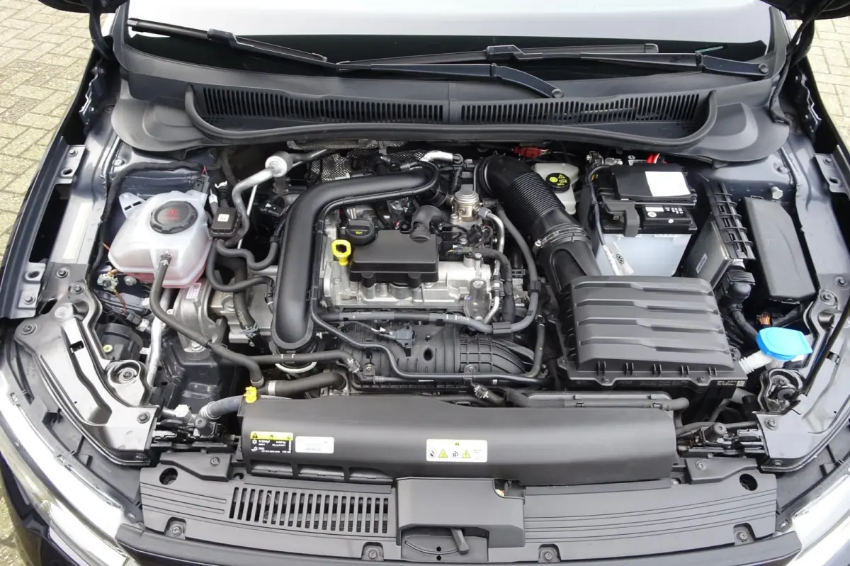 1.0 TSI Life,NL AUTO, NAP, AUTOMAAT, LED, CLIMA, CARPLAY, LMV