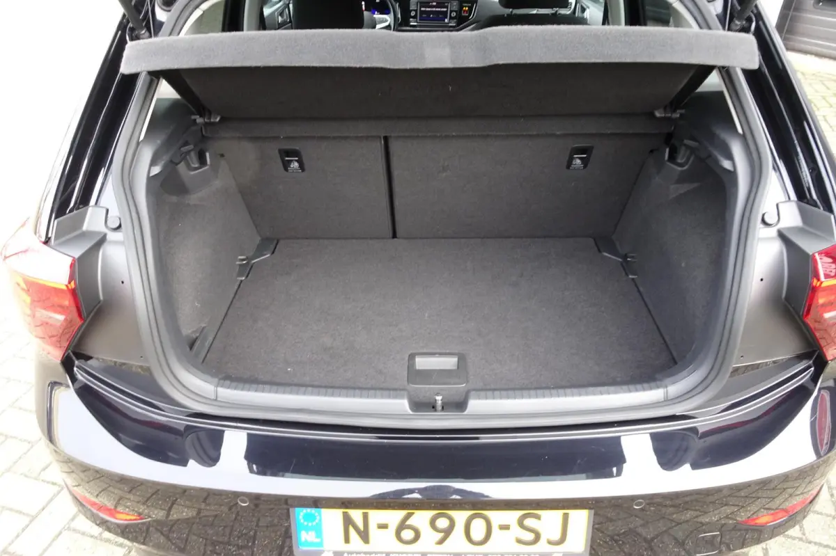 1.0 TSI Life,NL AUTO, NAP, AUTOMAAT, LED, CLIMA, CARPLAY, LMV