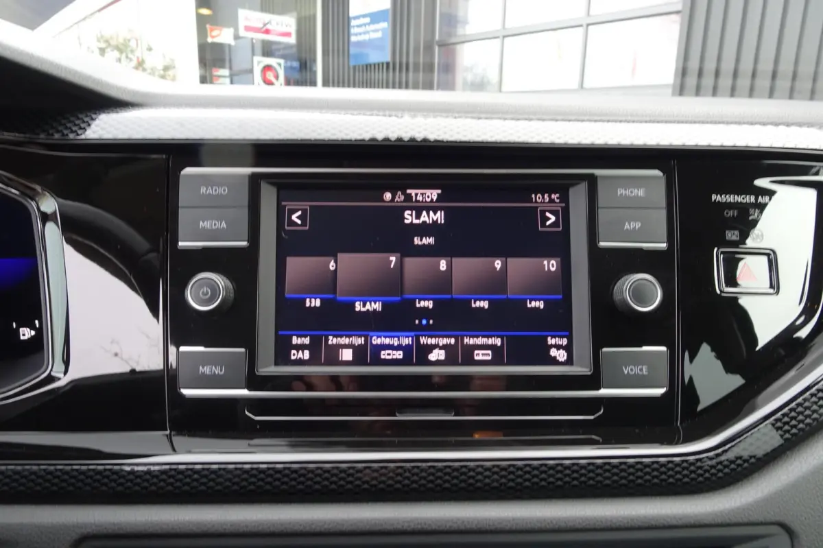 1.0 TSI Life,NL AUTO, NAP, AUTOMAAT, LED, CLIMA, CARPLAY, LMV