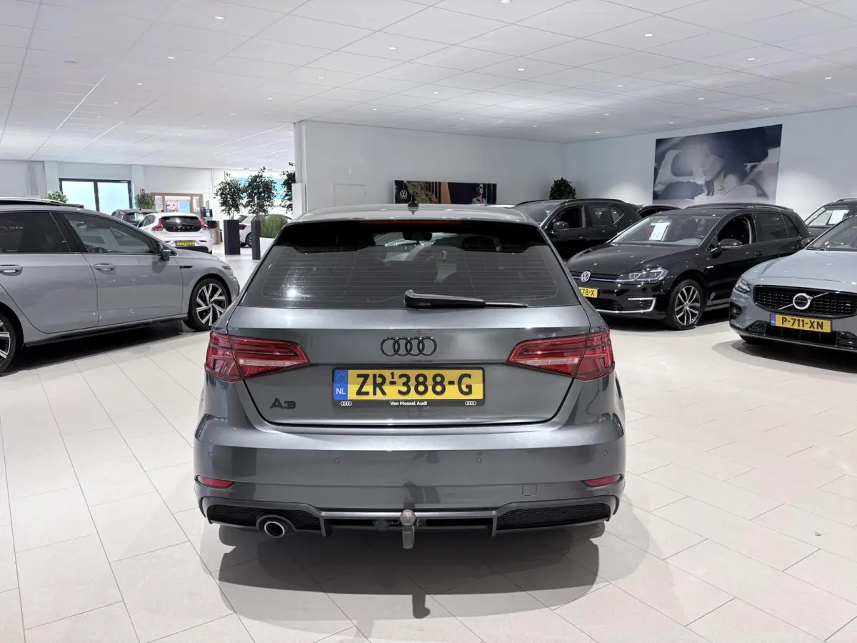 30 TDI Sport S Line Edition