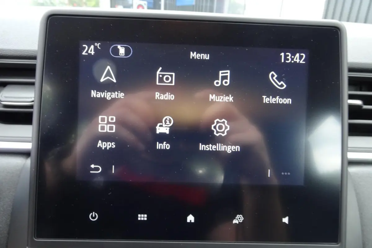 1.0 TCe 90 evolution, NL AUTO, 1E EIG, NAP, CARPLAY, LED, CRUISE ETC