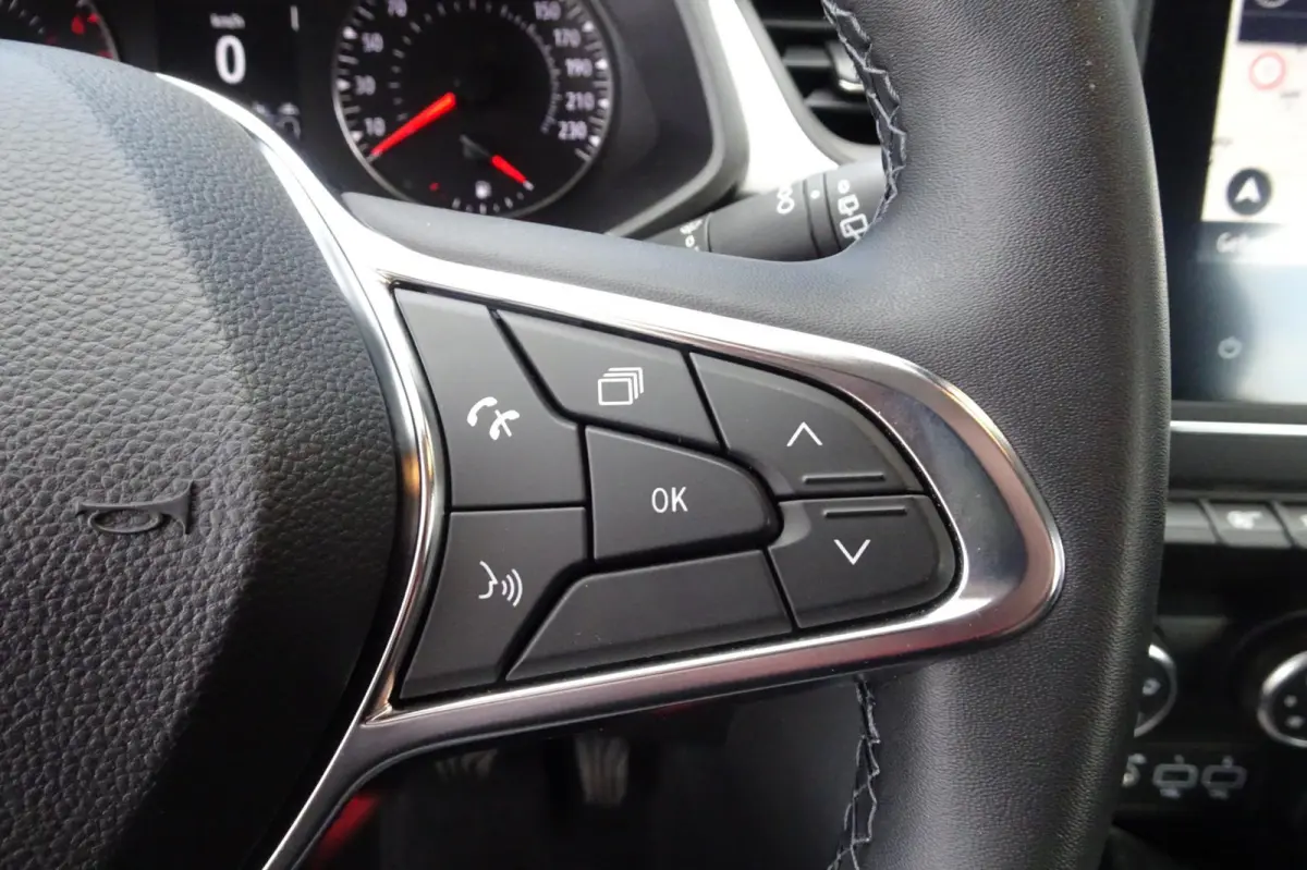 1.0 TCe 90 evolution, NL AUTO, 1E EIG, NAP, CARPLAY, LED, CRUISE ETC