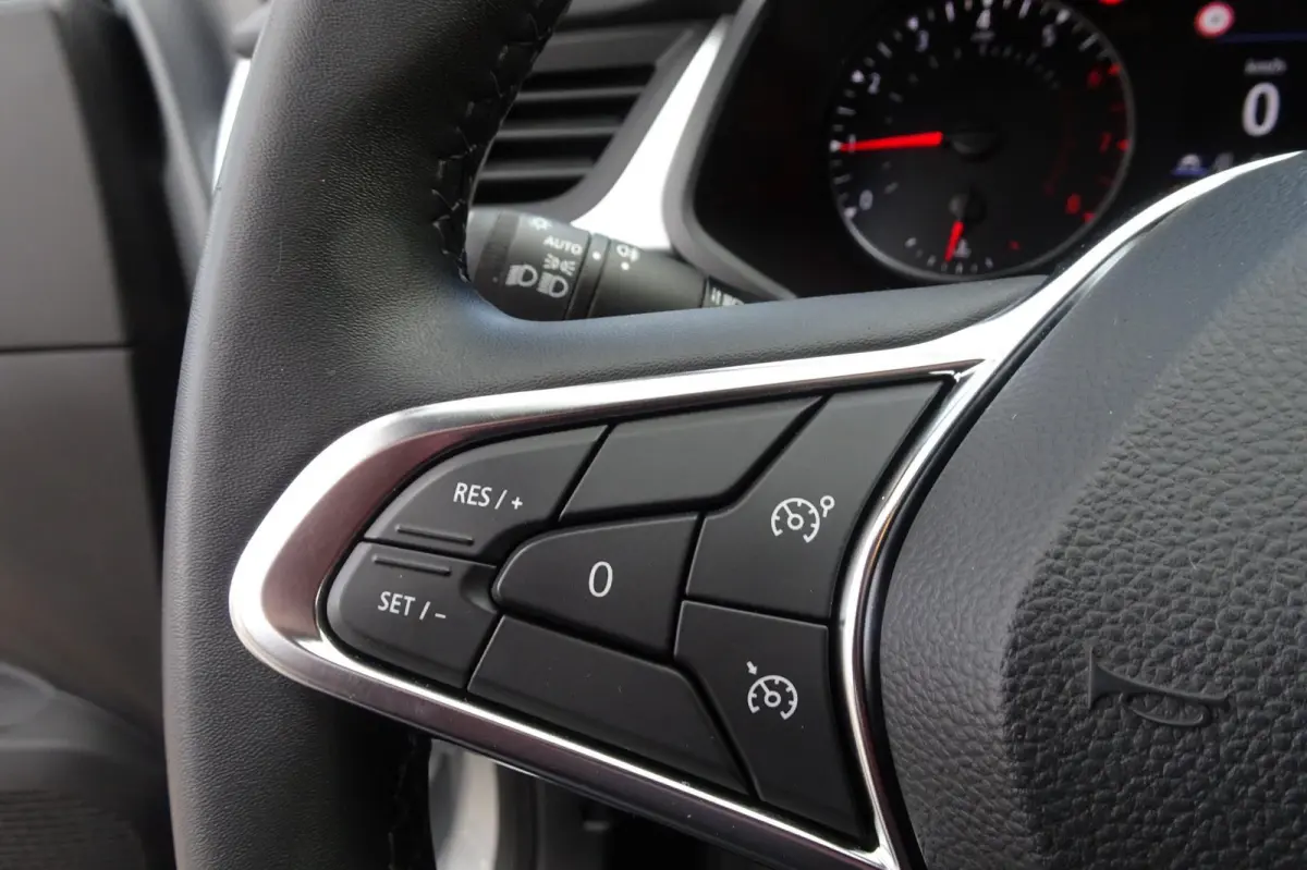 1.0 TCe 90 evolution, NL AUTO, 1E EIG, NAP, CARPLAY, LED, CRUISE ETC