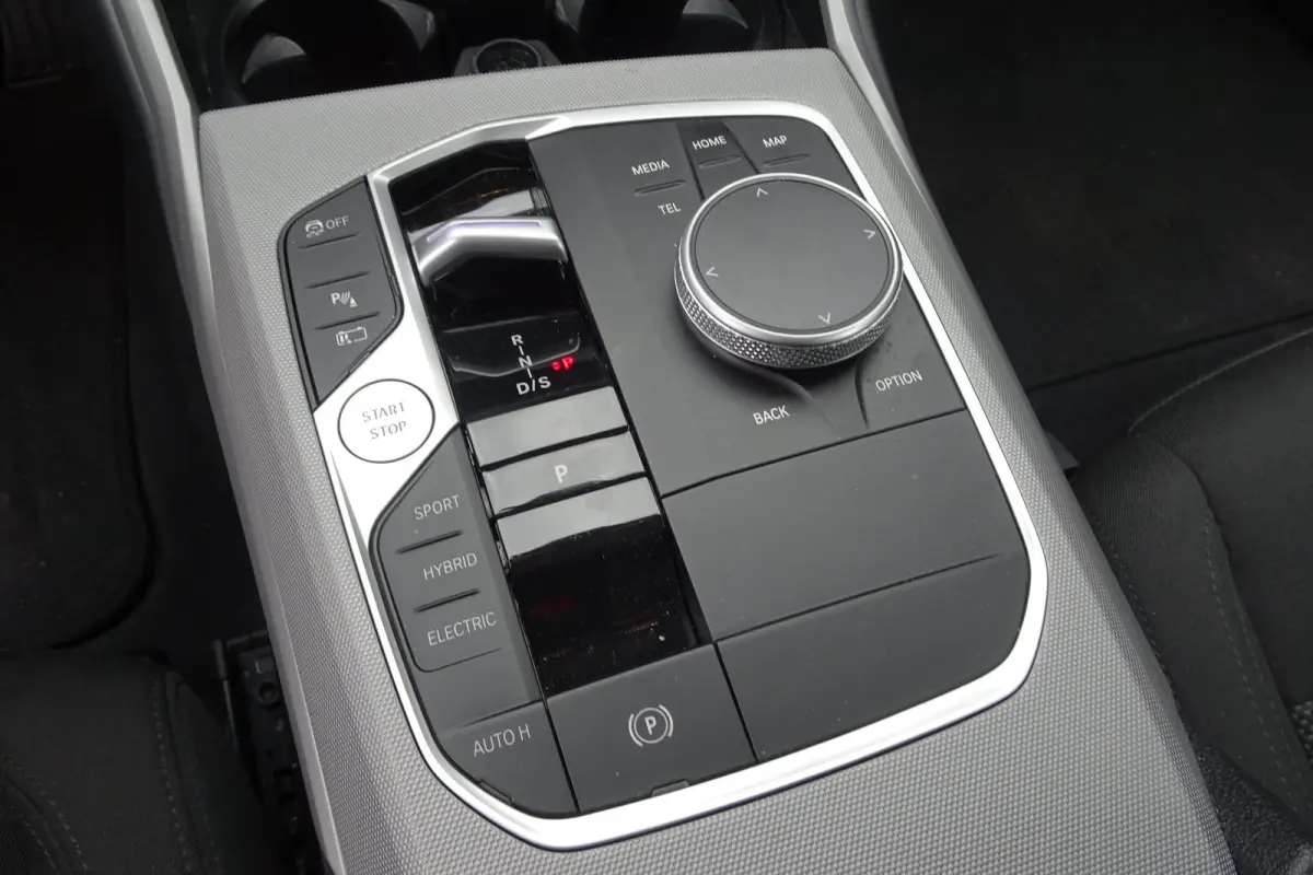 320e, NL AUTO, NAP, DIGITAL COCKPIT, LED, CARPLAY, ANDROIDAUTO