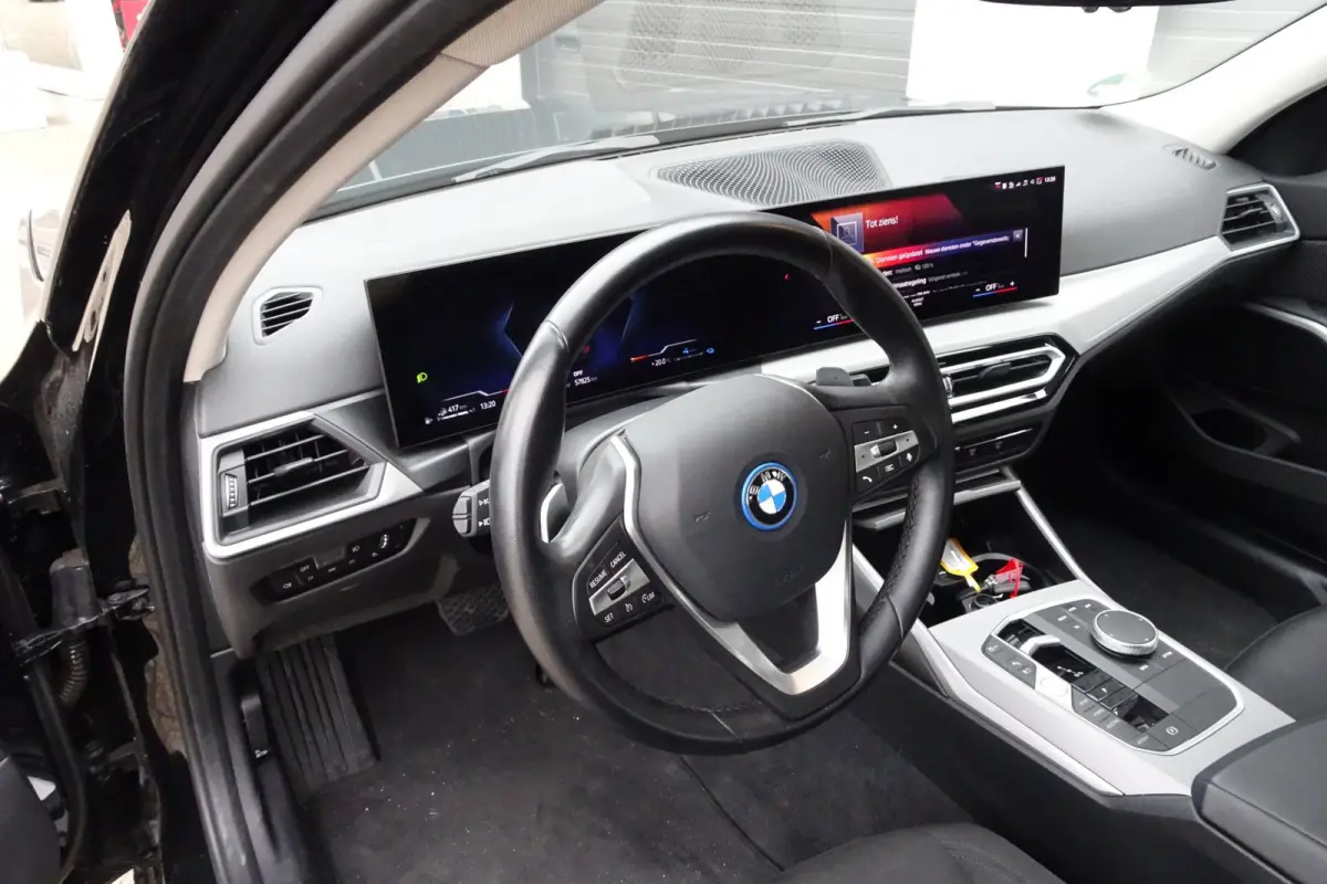 320e, NL AUTO, NAP, DIGITAL COCKPIT, LED, CARPLAY, ANDROIDAUTO