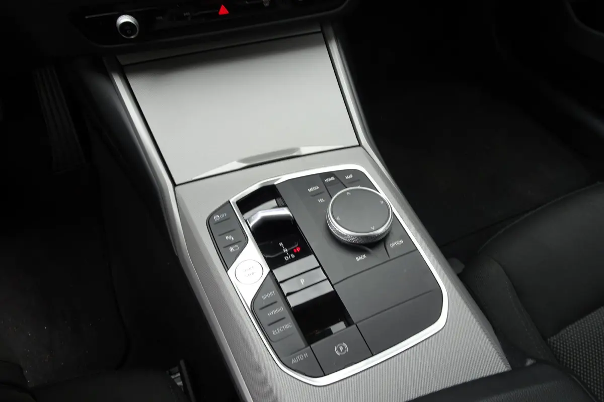 320e, NL AUTO, NAP, DIGITAL COCKPIT, LED, CARPLAY, ANDROIDAUTO
