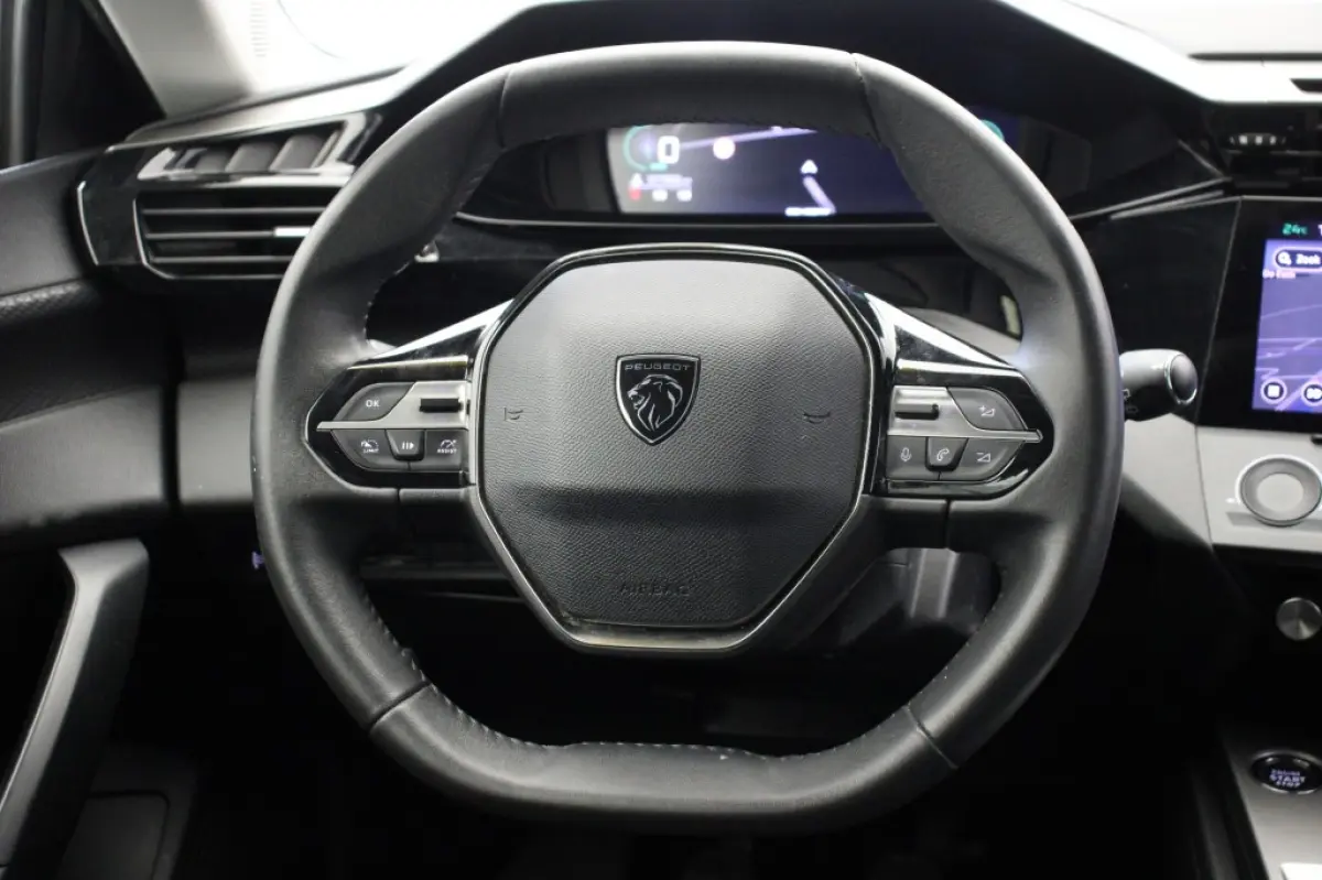 1.2 PureTech Active Pack Business - Digitaal Cockpit, Carplay, Cruise, Afn. Trekaak