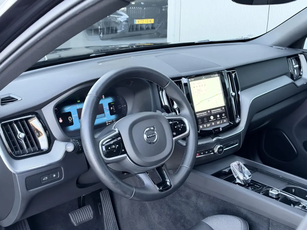 2.0 T8 Plug-in hybrid AWD Plus Black Edition 455 PK | Long range | Pano | verwarming pakket | 21 Inch | Dealer onderhouden