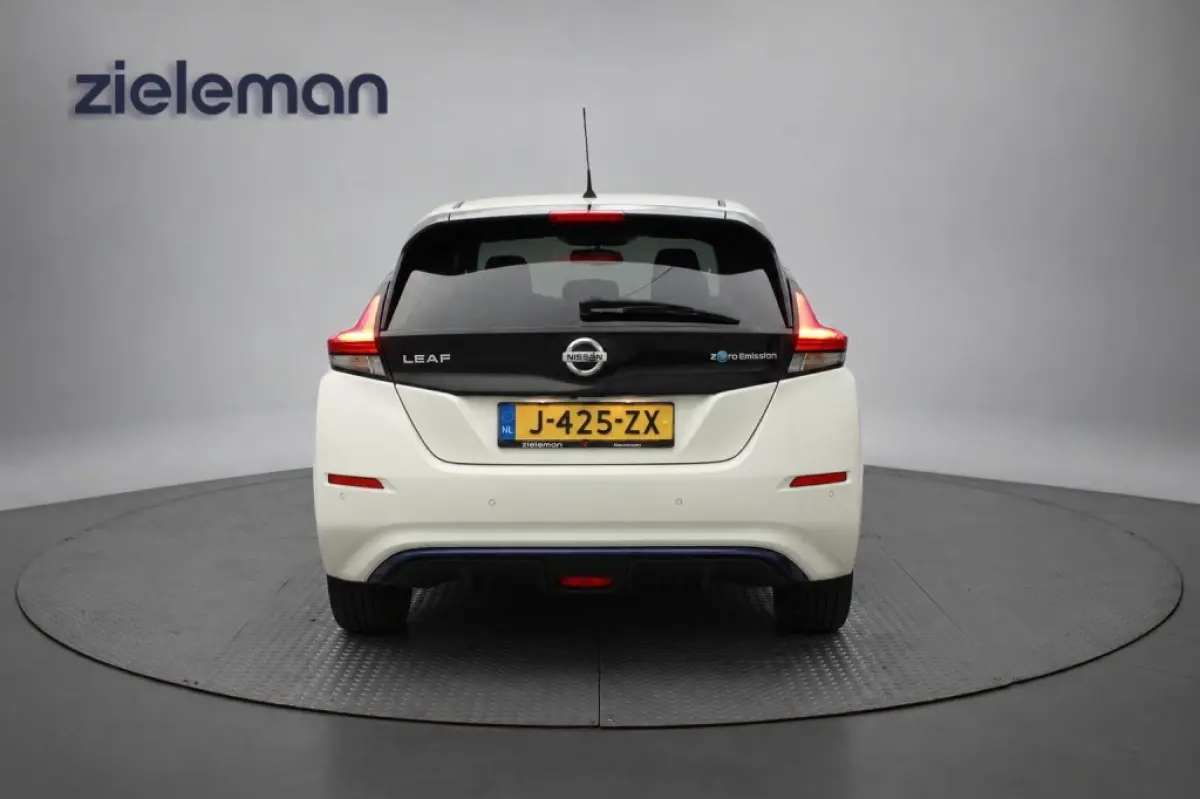 E+ N-Connecta 62 kWh - Carplay, Camera, Adapt. Cruise, Stoelverw. SOH 93,85%