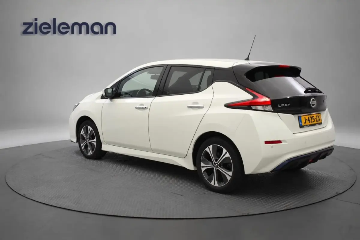 E+ N-Connecta 62 kWh - Carplay, Camera, Adapt. Cruise, Stoelverw. SOH 93,85%