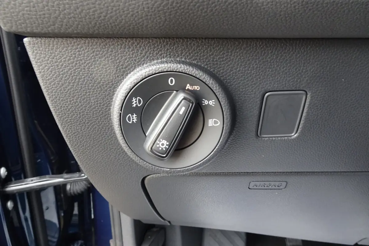 1.5 TSI Style Business Intense, NL AUTO, NAP, CAMERA, LED, CARPLAY, ANDROIDAUTO, 1E EIGENAAR, 1800KG TREKGEWICHT