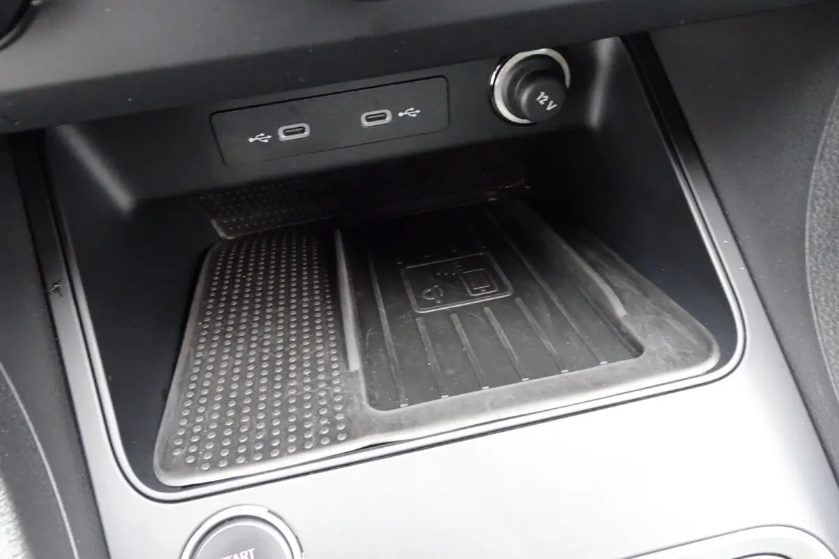 1.5 TSI Style Business Intense, NL AUTO, NAP, CAMERA, LED, CARPLAY, ANDROIDAUTO, 1E EIGENAAR, 1800KG TREKGEWICHT