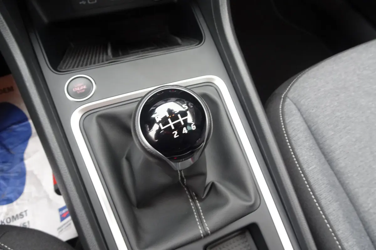 1.5 TSI Style Business Intense, NL AUTO, NAP, CAMERA, LED, CARPLAY, ANDROIDAUTO, 1E EIGENAAR, 1800KG TREKGEWICHT