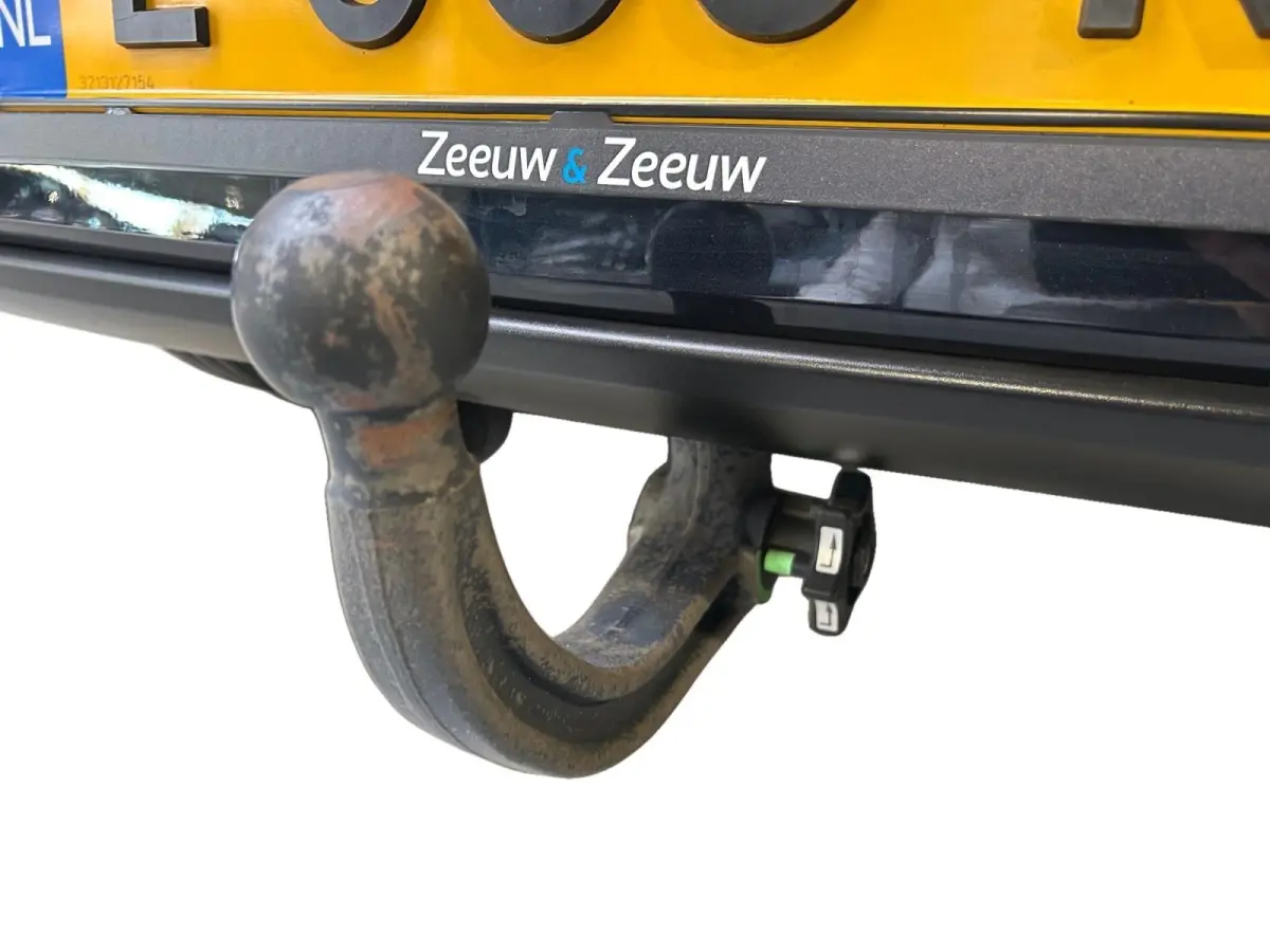 ExecutiveLine 64 kWh | Warmtepomp | Trekhaak Afneembaar + 13-Polige Stekker | Elektrisch verstelbare Voorstoelen | Bestuurdersstoel + Geheugen | Elektrisch Bedienbaar Schuif / Kanteldak | St