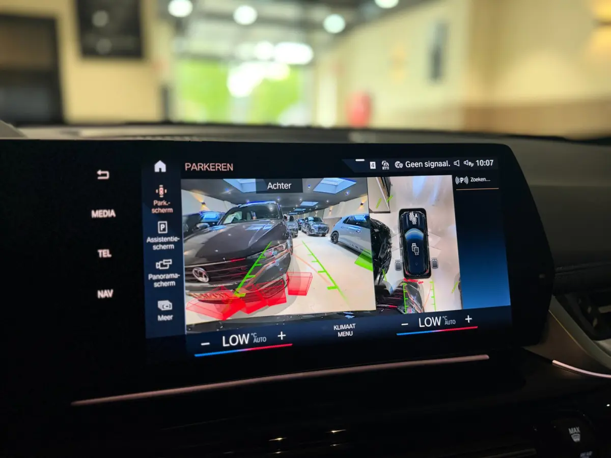 XDrive30e|HUD|H&K|Massage|360|Pano|Keyless|Stuur+Stoel verwarming|SOH92%