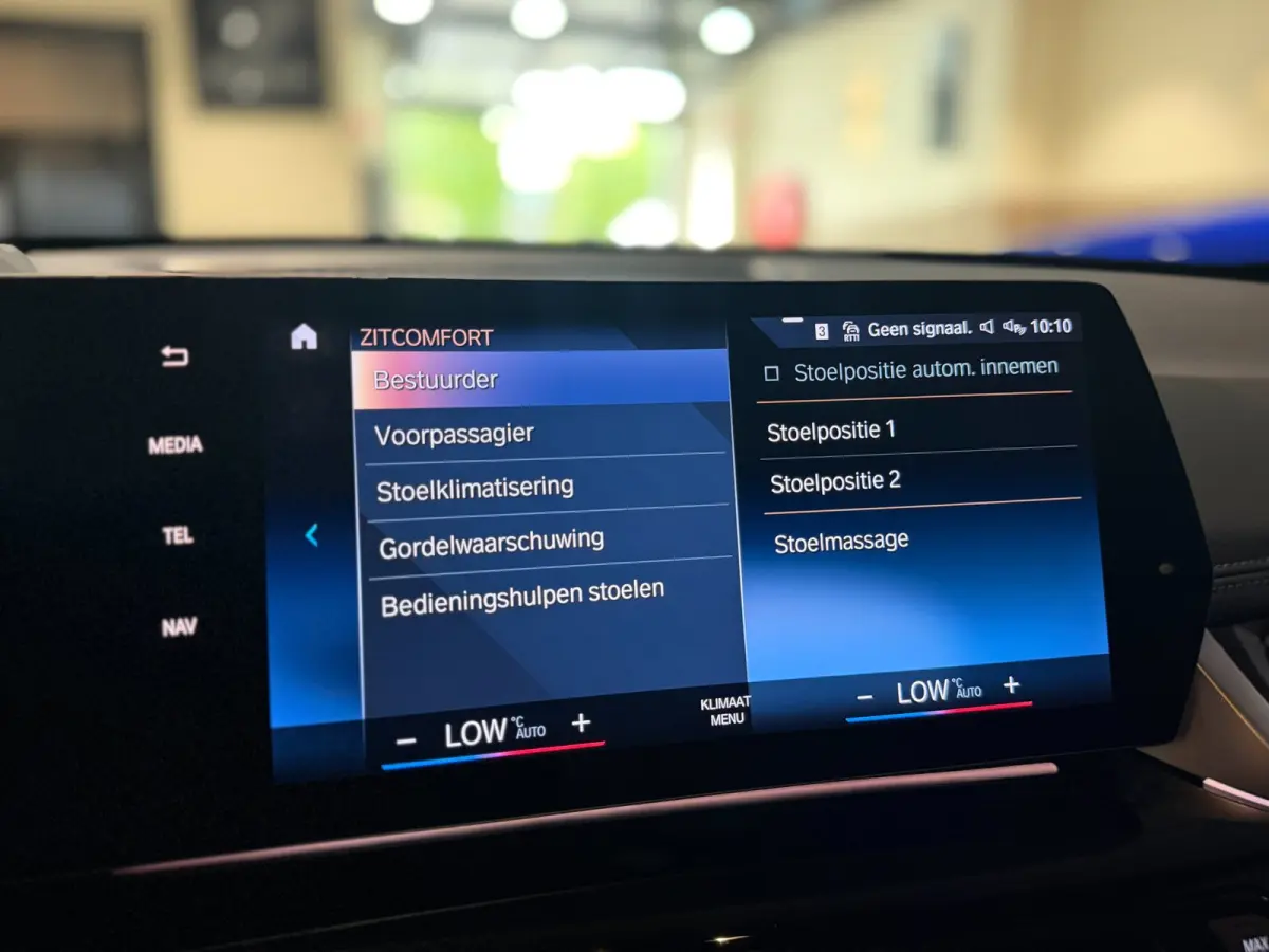 XDrive30e|HUD|H&K|Massage|360|Pano|Keyless|Stuur+Stoel verwarming|SOH92%