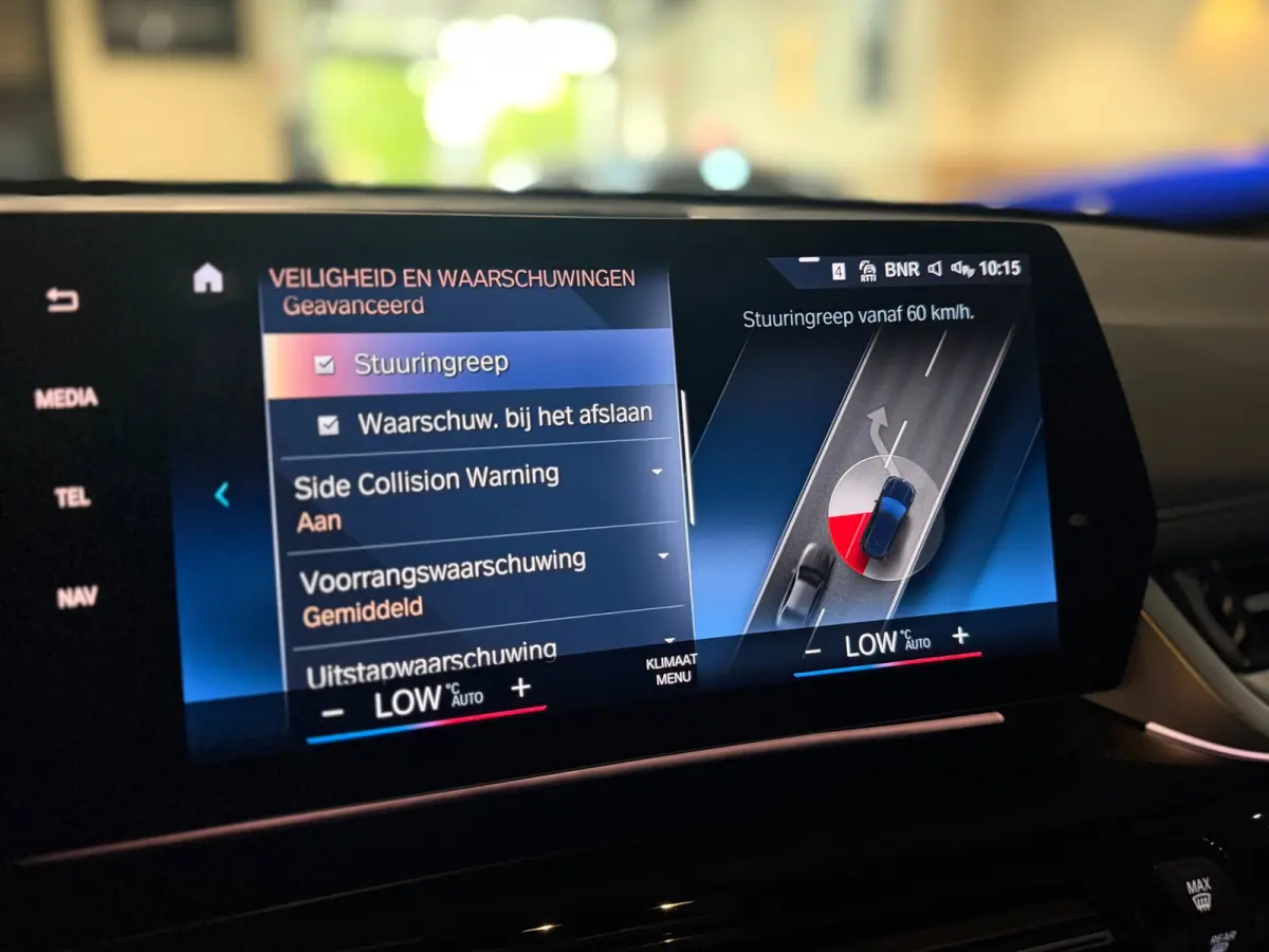 XDrive30e|HUD|H&K|Massage|360|Pano|Keyless|Stuur+Stoel verwarming|SOH92%