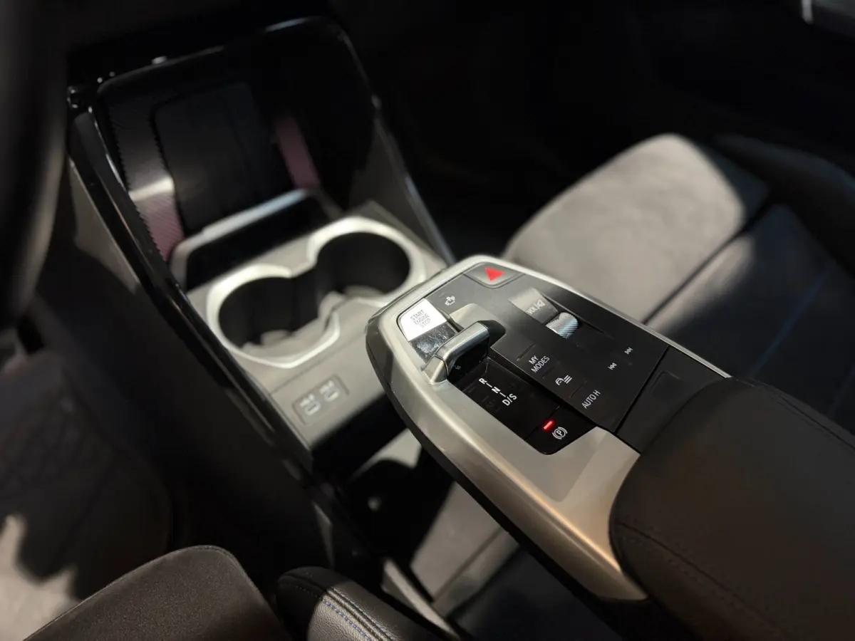 XDrive30e|HUD|H&K|Massage|360|Pano|Keyless|Stuur+Stoel verwarming|SOH92%