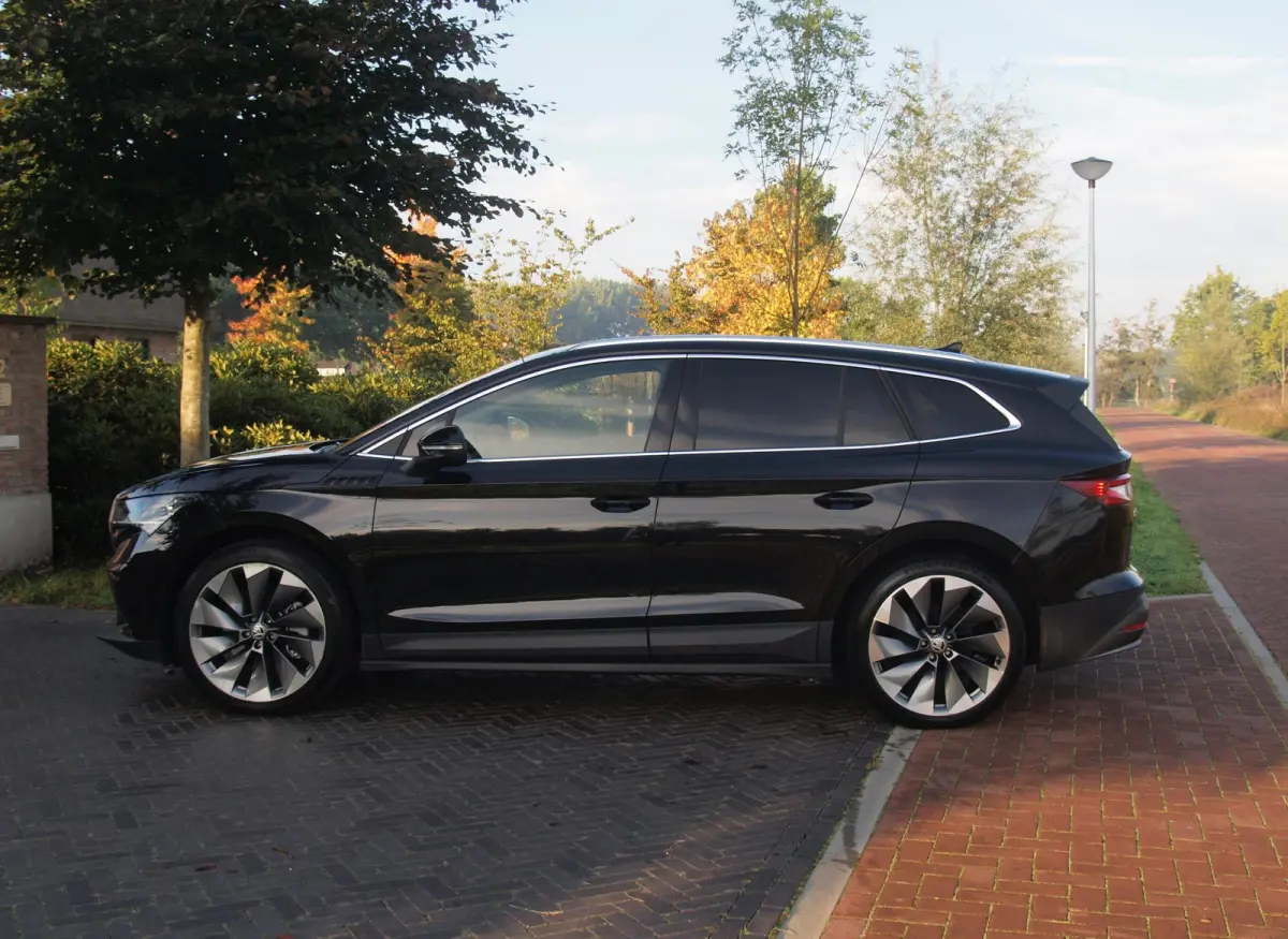 80 First Edition | SOH 90% | Camera | Trekhaak | Warmtepomp | Sfeerverlichting | Leer | ACC | NL-Auto |