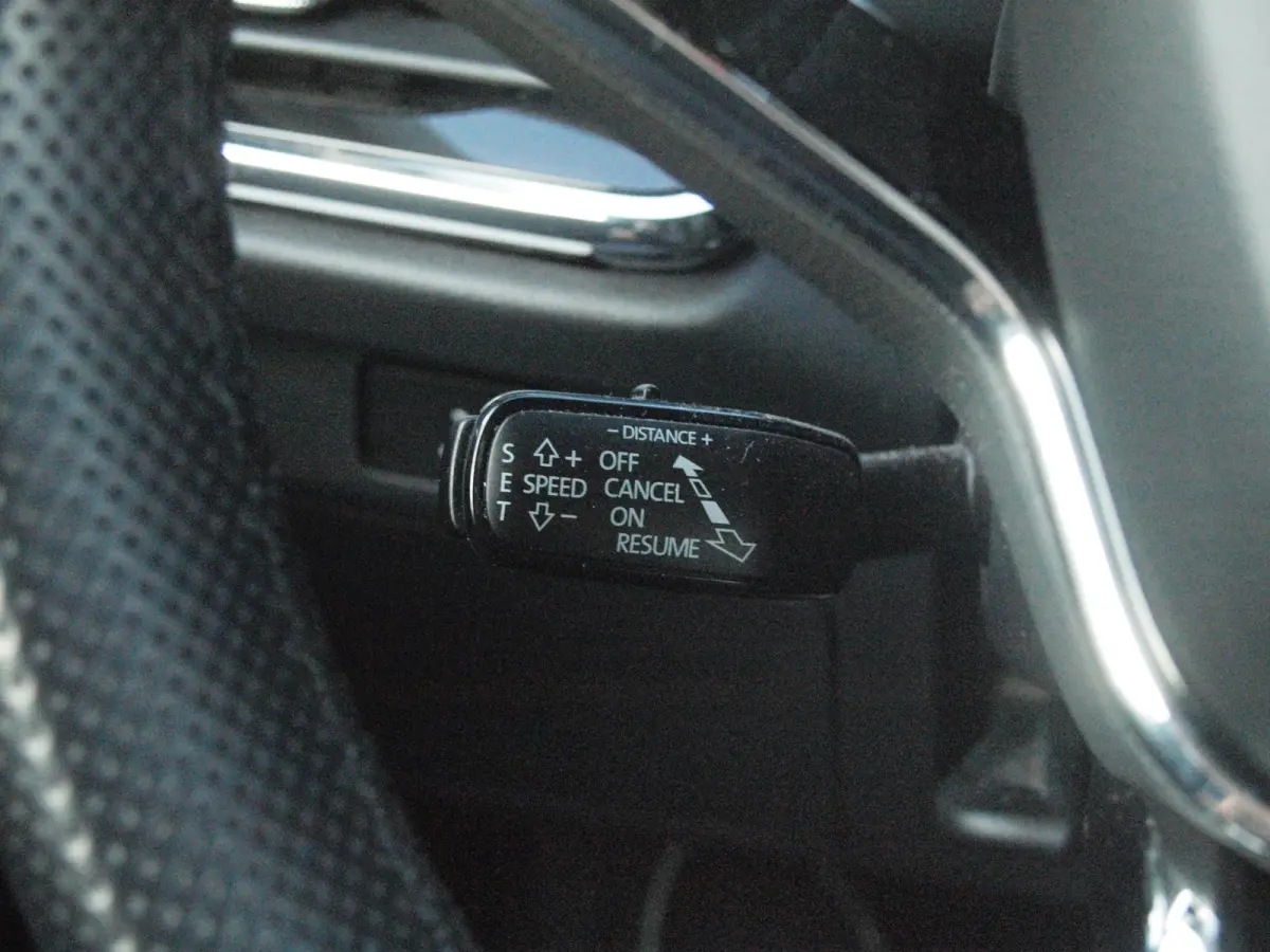 80 First Edition | SOH 90% | Camera | Trekhaak | Warmtepomp | Sfeerverlichting | Leer | ACC | NL-Auto |