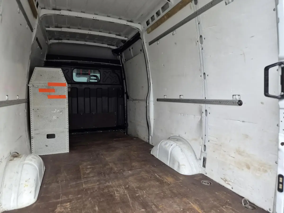35S16V 2.3 L2H2 Clima 155 PK 3500 kg trekken