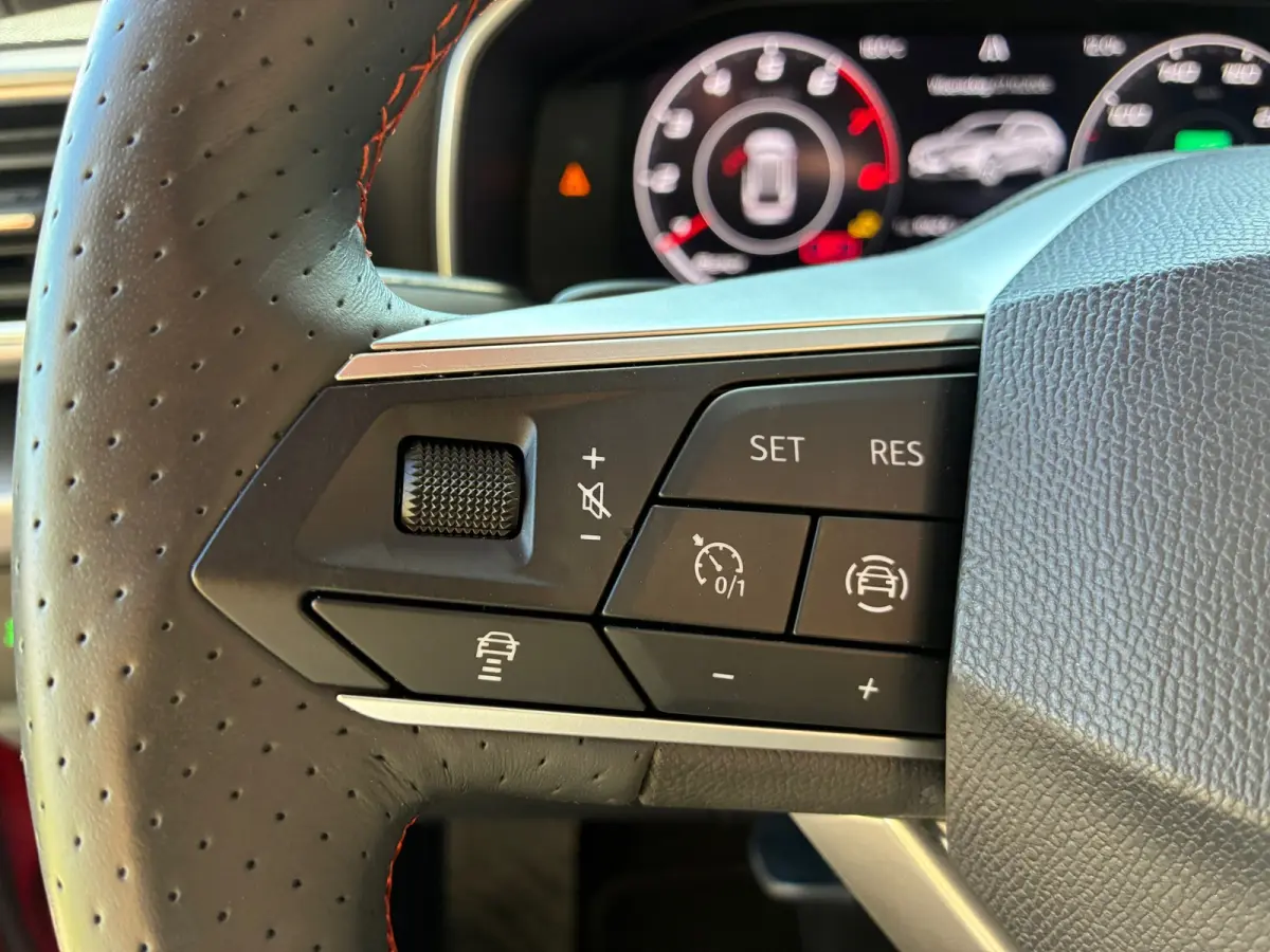 1.5 eTSI FR Launch Edition | Automaat + Cruise + Clima nu € 13.975,-!!!