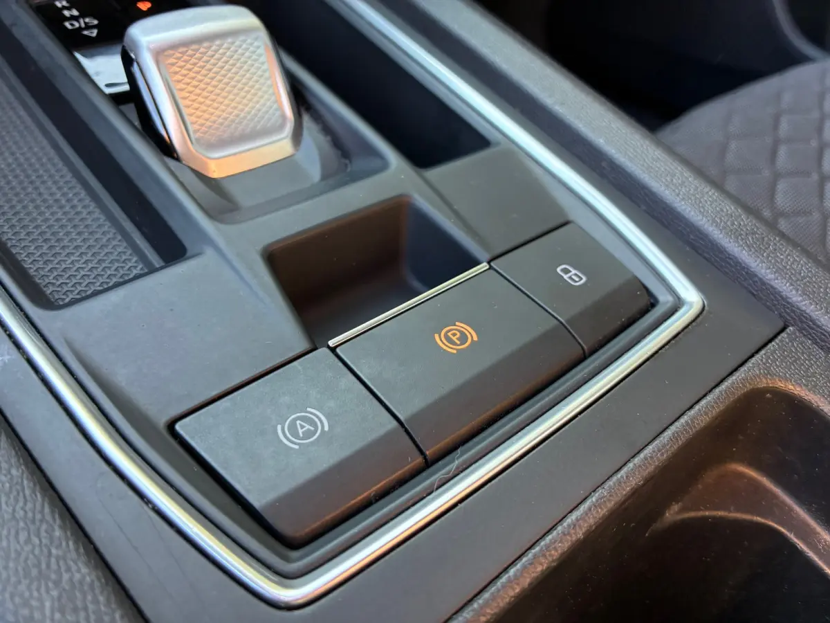 1.5 eTSI FR Launch Edition | Automaat + Cruise + Clima nu € 13.975,-!!!