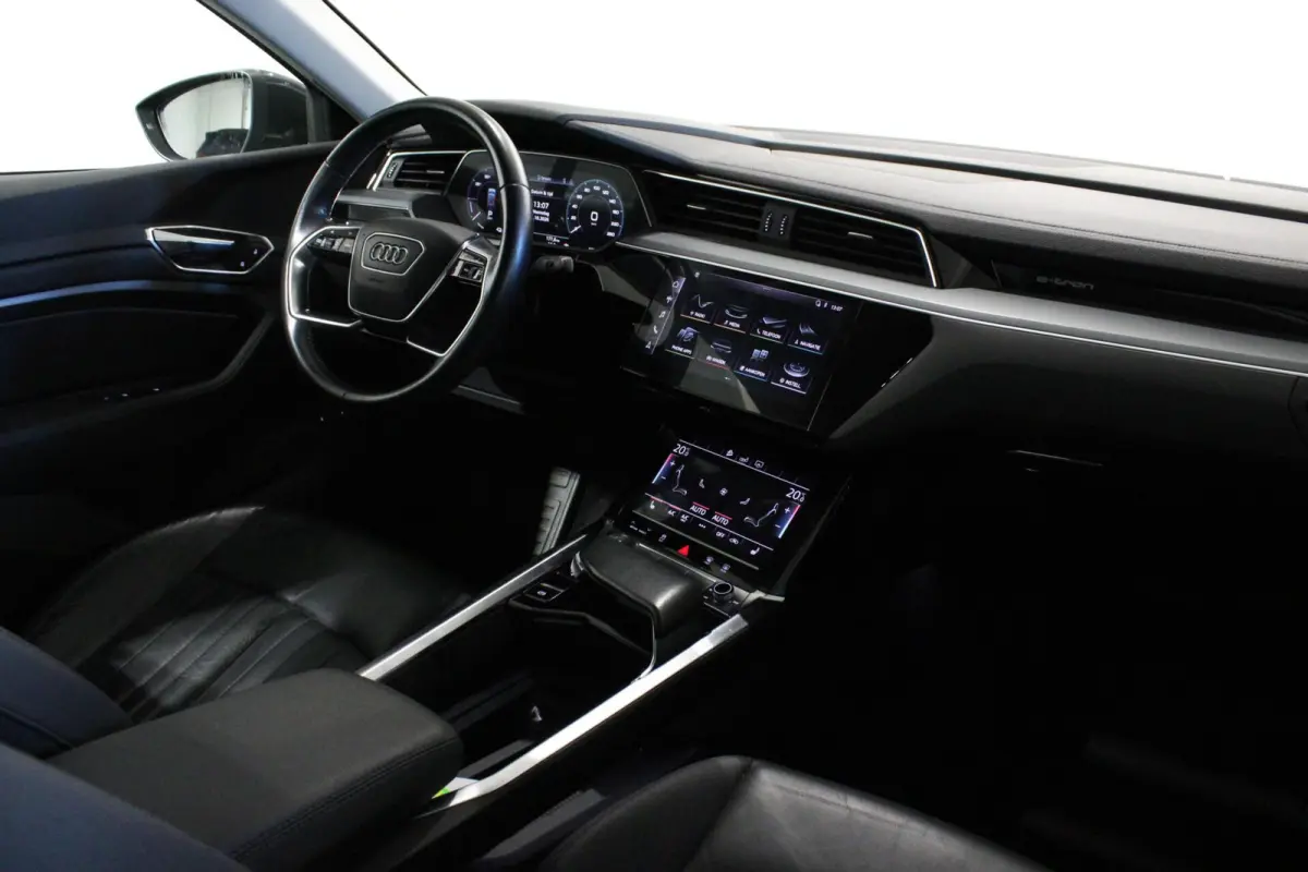 50 quattro 71 kWh | 91,2% SoH | PANO | TRKHAAK |