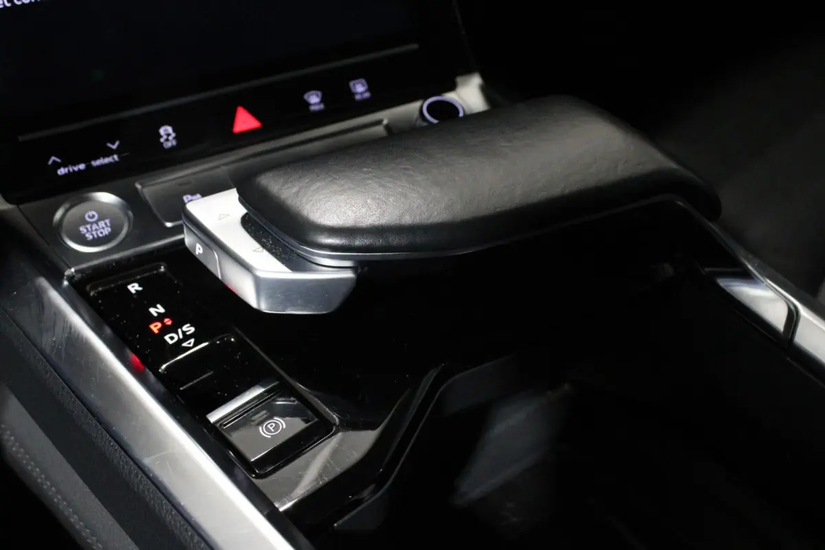 50 quattro 71 kWh | 91,2% SoH | PANO | TRKHAAK |