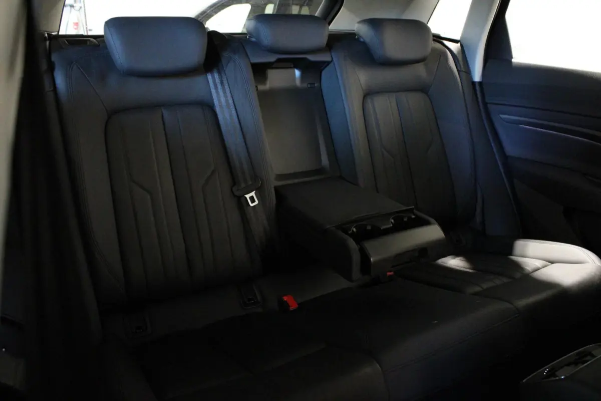 50 quattro 71 kWh | 91,2% SoH | PANO | TRKHAAK |