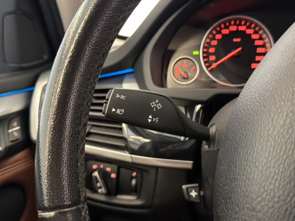 XDrive35i High Executive / NL-auto / Memory / Trekhaak