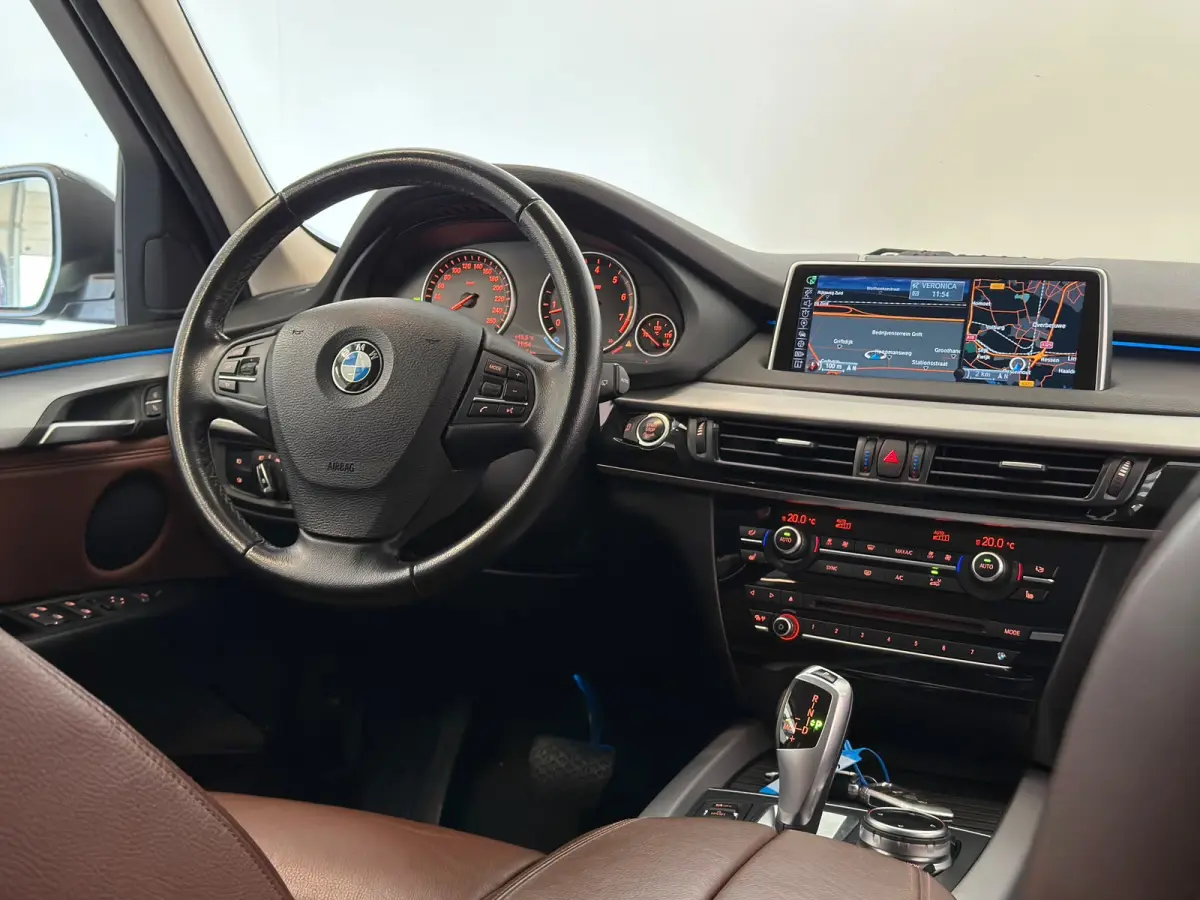 XDrive35i High Executive / NL-auto / Memory / Trekhaak