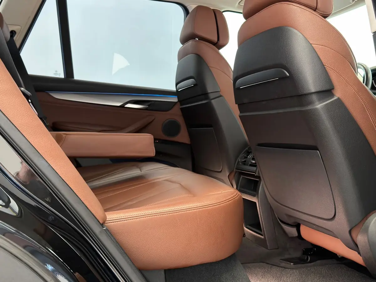 XDrive35i High Executive / NL-auto / Memory / Trekhaak