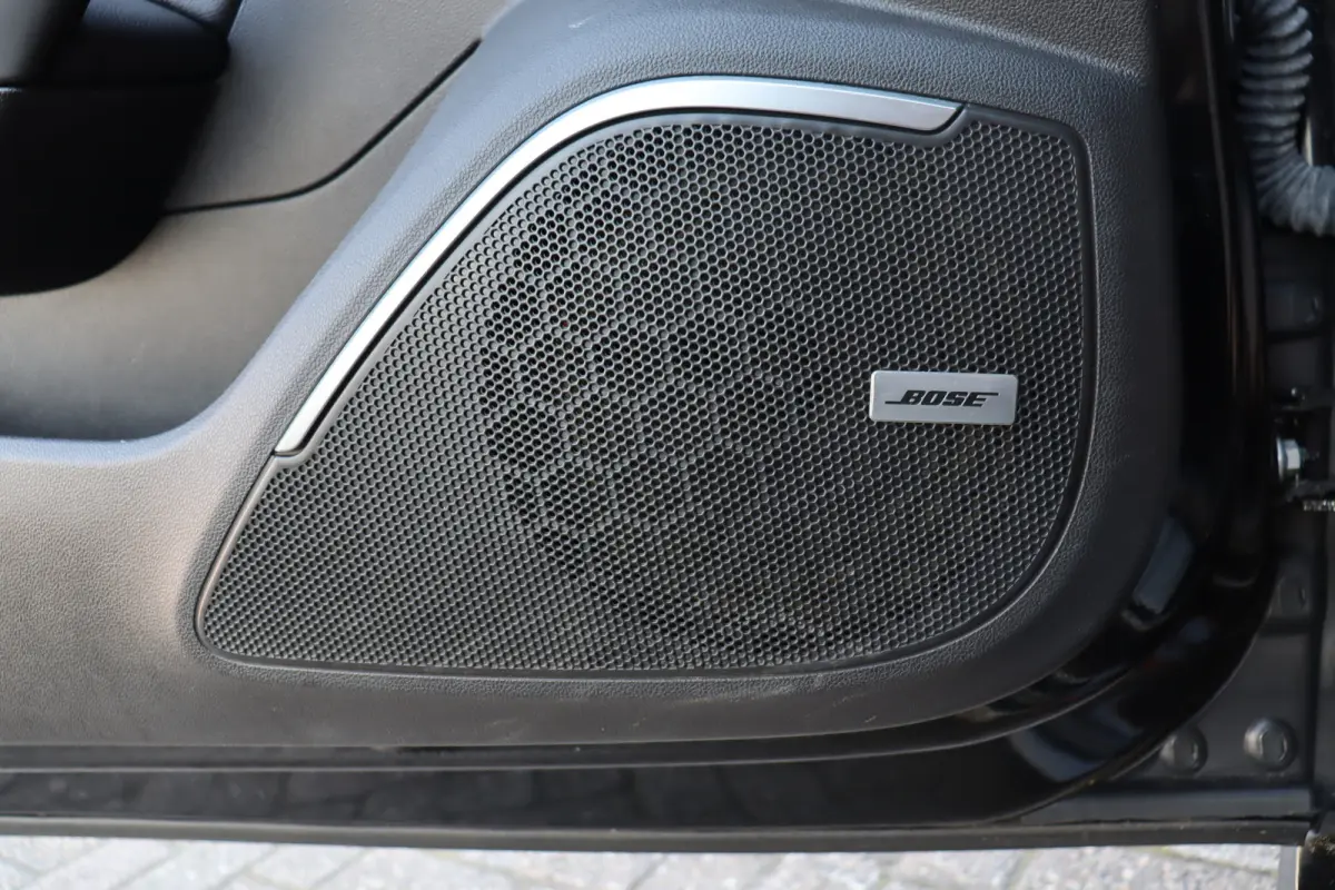 1.3 TCe Bose, Climate, Cruise, Camera A, Dealeronderhouden, PDC V+, Trekhaak, Keyless, Navi, Prijs Is Rijklaar Inclusief 6 Maanden Garantie