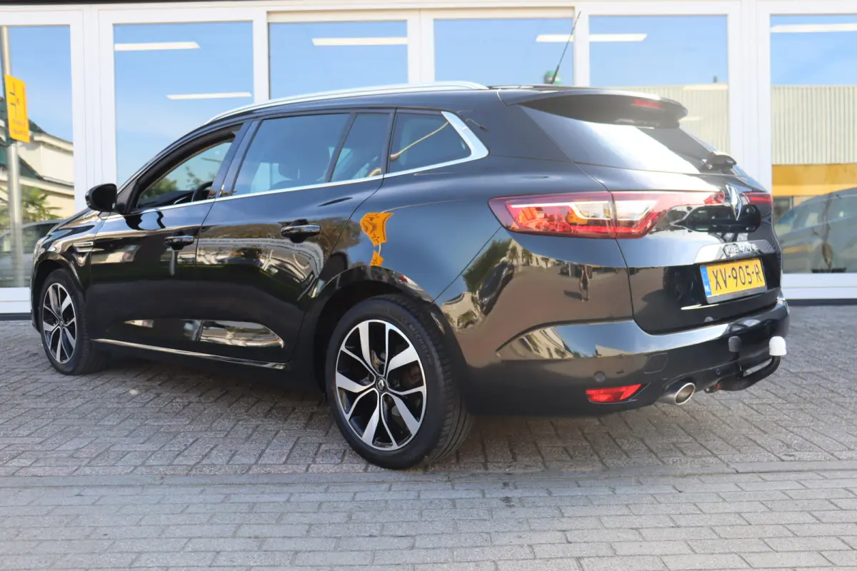 1.3 TCe Bose, Climate, Cruise, Camera A, Dealeronderhouden, PDC V+, Trekhaak, Keyless, Navi, Prijs Is Rijklaar Inclusief 6 Maanden Garantie