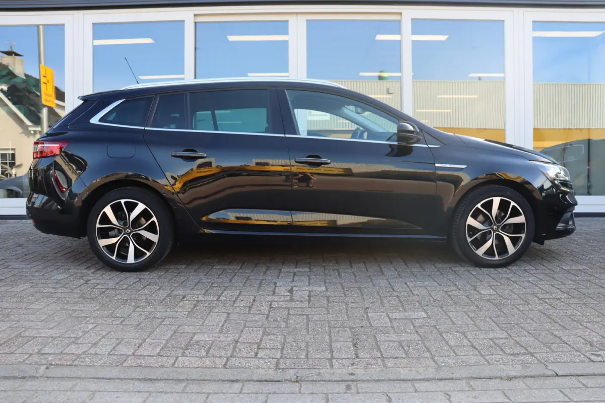 1.3 TCe Bose, Climate, Cruise, Camera A, Dealeronderhouden, PDC V+, Trekhaak, Keyless, Navi, Prijs Is Rijklaar Inclusief 6 Maanden Garantie