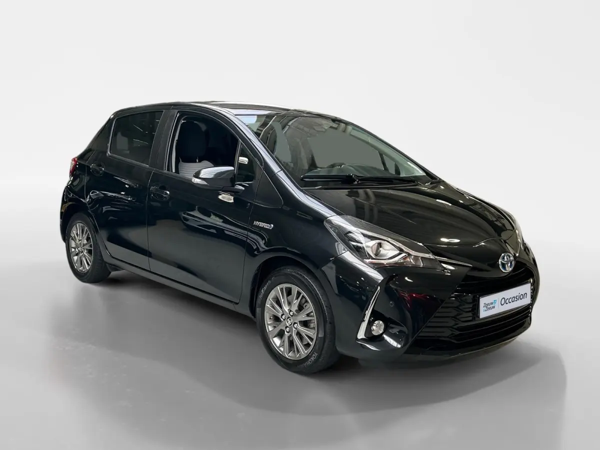 1.5 Hybrid Dynamic | Apple Carplay / Android Auto | Parkeersensoren Voor | Parkeercamera Achter | Lichtsensor + Regensensor | Cruise Control | Rijstrooksensor | 15"Lichtmetalen Velgen
