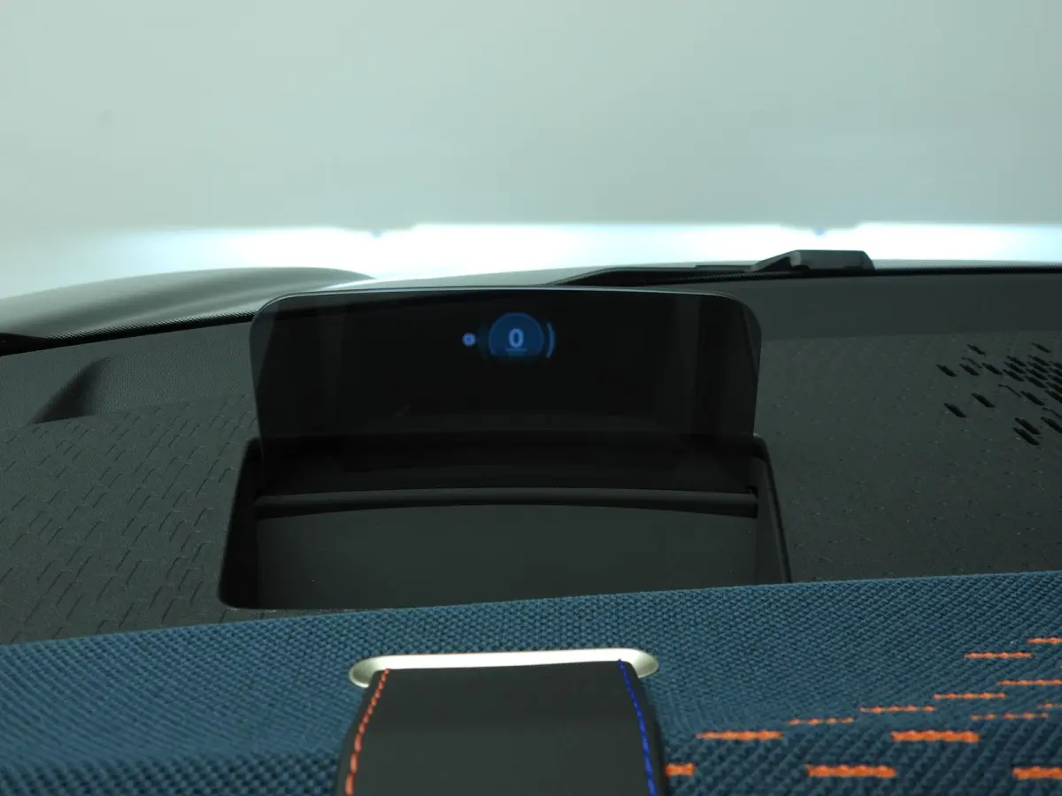 E | LED | HUD | Panoramadak | Stoelverwarming | Keyles go | DAB | Alu 18 inch