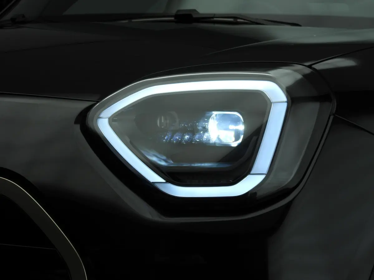 E | LED | HUD | Panoramadak | Stoelverwarming | Keyles go | DAB | Alu 18 inch