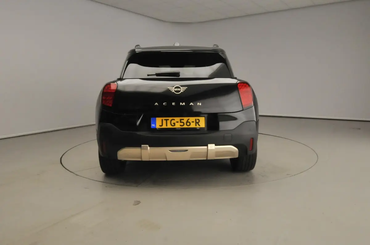 E | LED | HUD | Panoramadak | Stoelverwarming | Keyles go | DAB | Alu 18 inch
