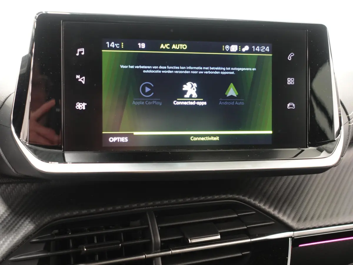 1.2 PureTech 100pk Automaat GT-Line Peugeot 208 1.2 PureTech 100pk Aut. GT-Line Navigatie Apple Carplay/Android Auto Camera Parkeersensoren Adaptive Cruise Control Blind Spot Assist Virtual 