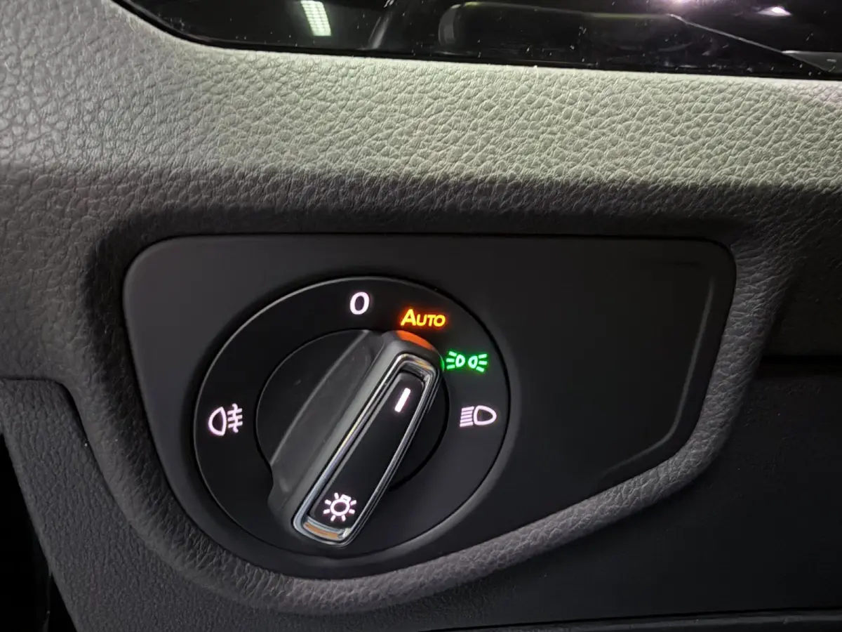 1.4 TSI Highline Business R-LINE 7p PANO/MASSAGE-STOELEN/LED/CARPLAY/NAVI///