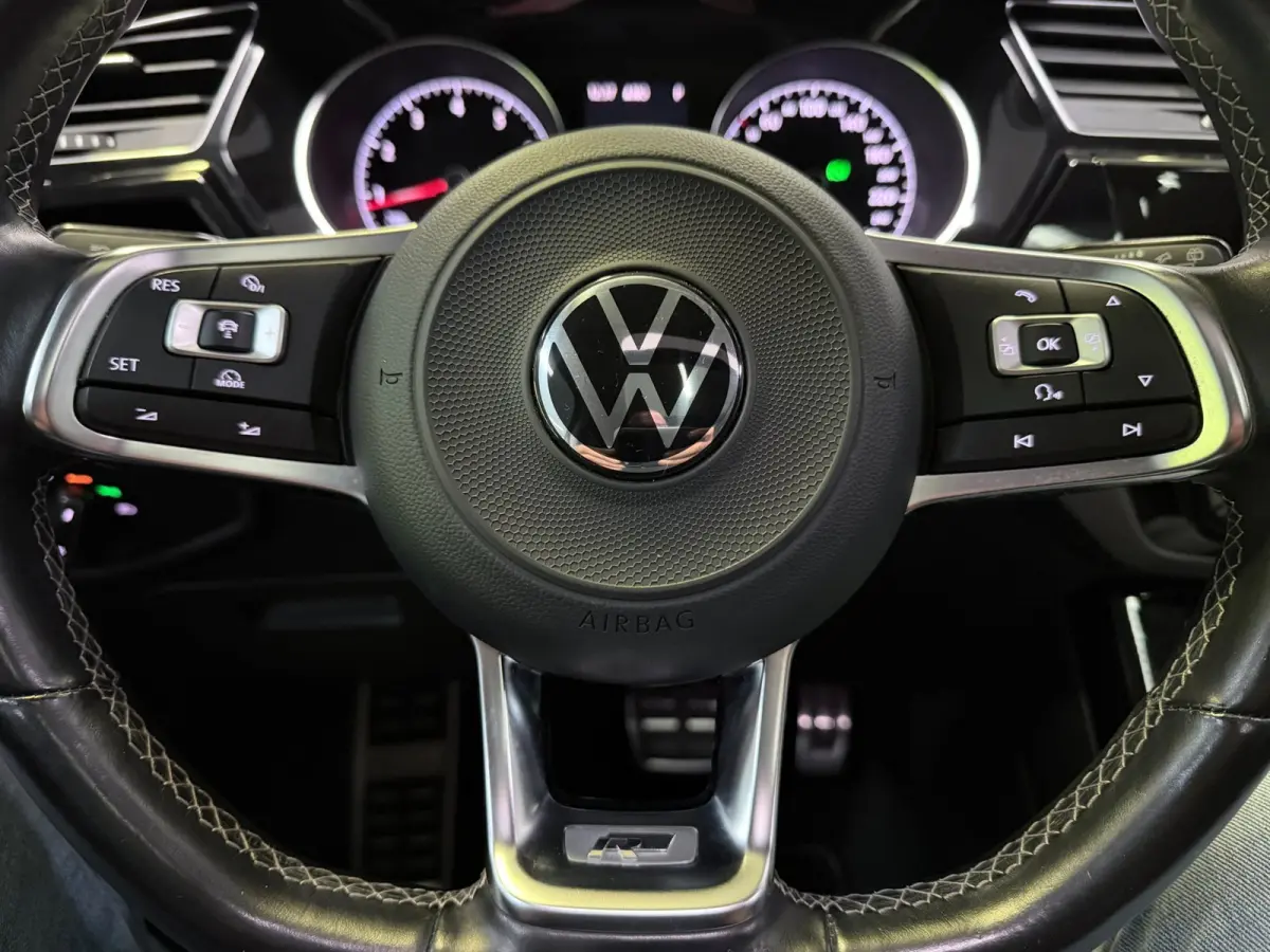 1.4 TSI Highline Business R-LINE 7p PANO/MASSAGE-STOELEN/LED/CARPLAY/NAVI///