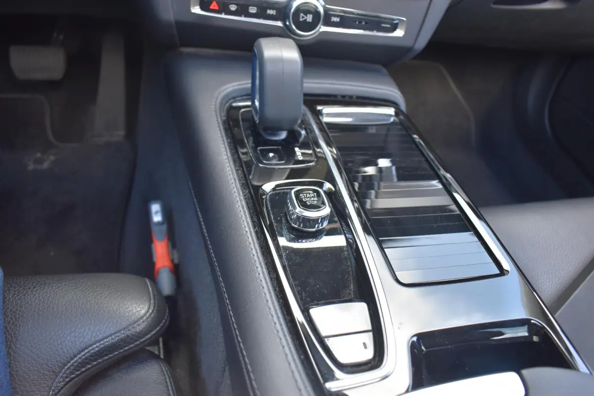 2.0 T6 Plug-in hybrid AWD Plus Bright Schuifdak | Leder | Memory | 100% Onderhouden | 12 mnd BOVAG garantie |  Whatsapp 06-53188999