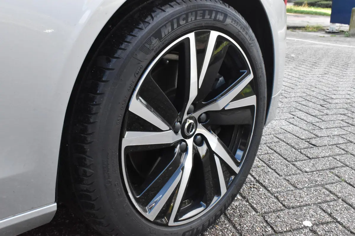 2.0 T6 Plug-in hybrid AWD Plus Bright Schuifdak | Leder | Memory | 100% Onderhouden | 12 mnd BOVAG garantie |  Whatsapp 06-53188999