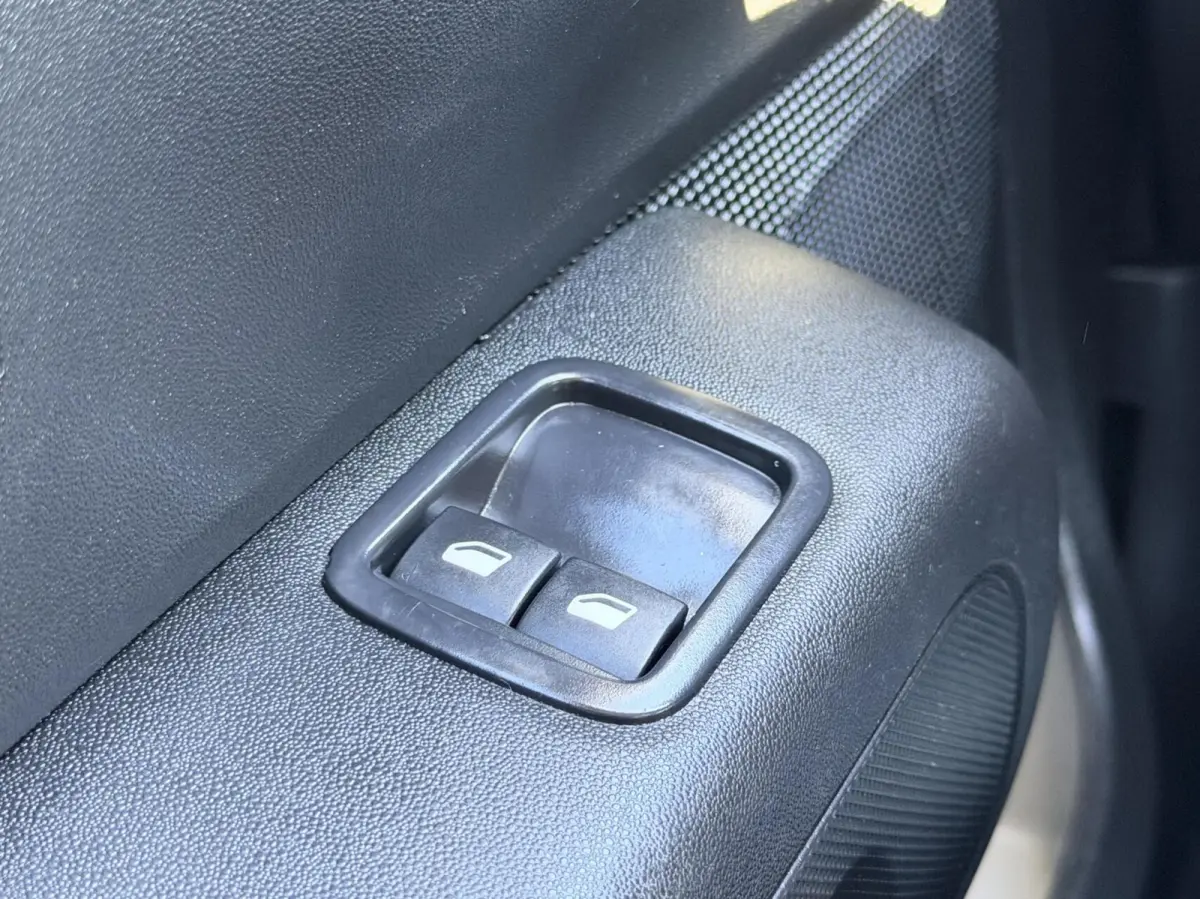 1.2 PureTech S&S Feel Edition | Carplay Android | Navigatie | Climate | Cruise Control | Rijstrooksensor | Parkeersensor