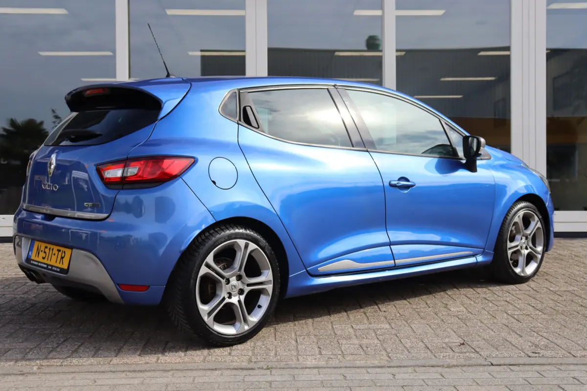 Clio GT, Climate, Cruise, Camera A, PDC A, Pano, Kuipstoelen, RS Drive, Keyless, Prijs Is Rijklaar Inclusief 6 Maanden Garantie